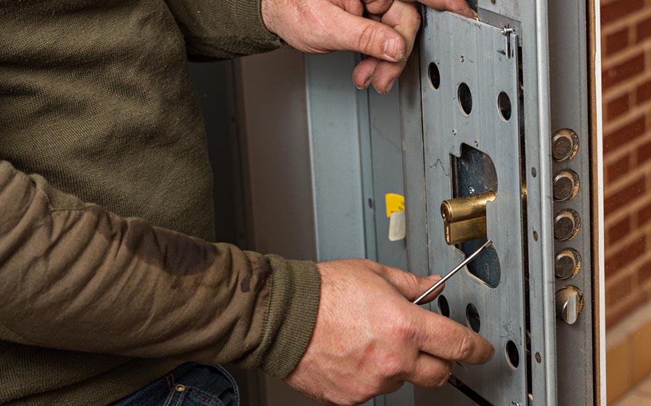 ouvrir une porte blindée claquée Beauvais